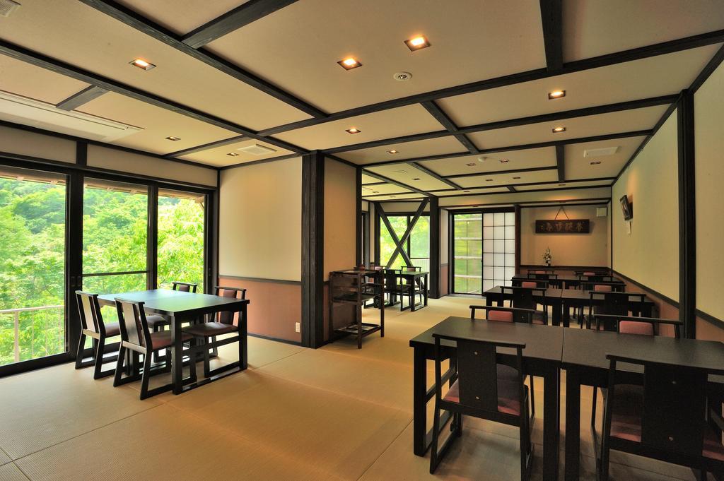 Fukeikan 風景館 Takayama  Bagian luar foto